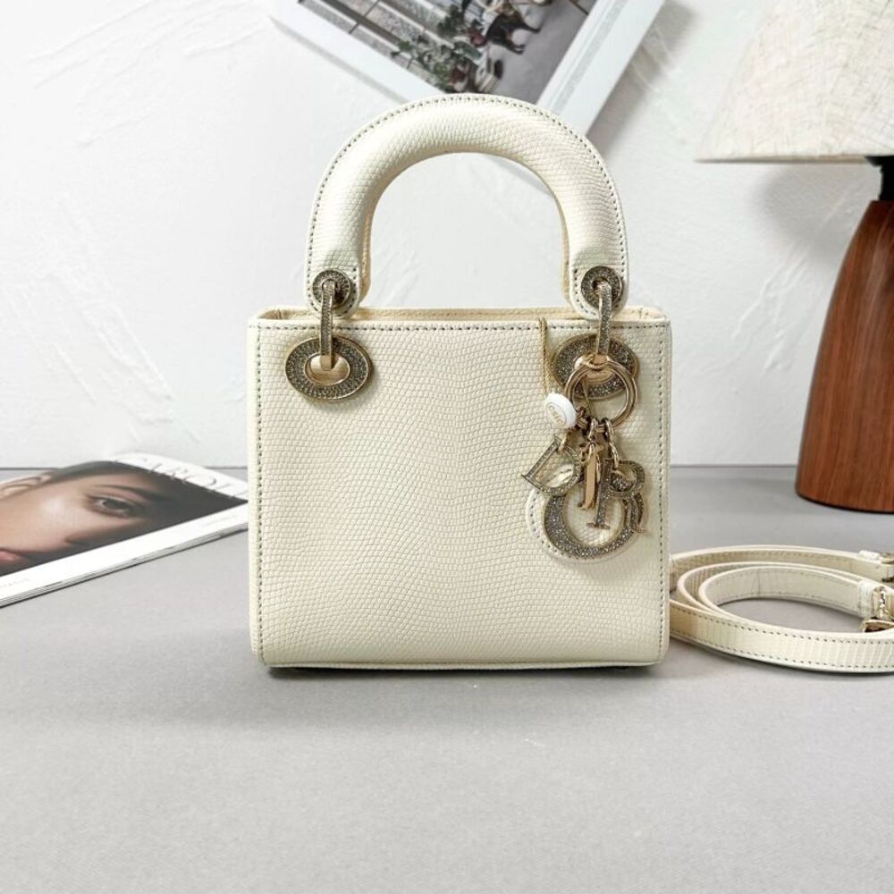 Dior Women Pre-Loved Bag Very Good Condition